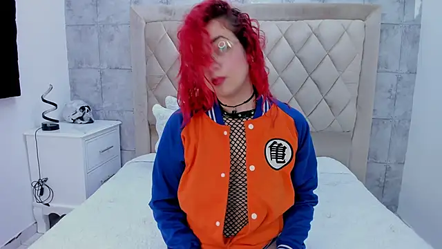 RoxanneStorm  online show from 11-13-25, 12:31