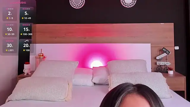 MiaTaylorSweet online show from 10-18-25, 04:42