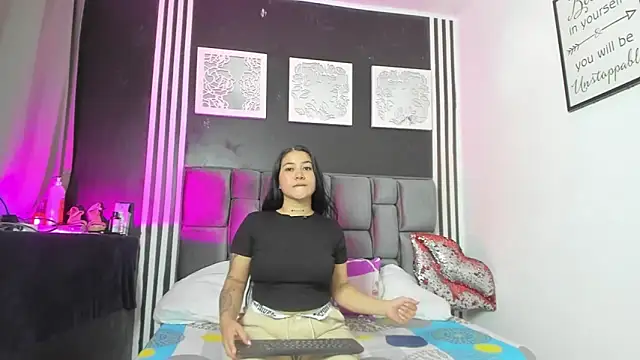 Hornycouple Hot online show from 11-01-25, 07:41