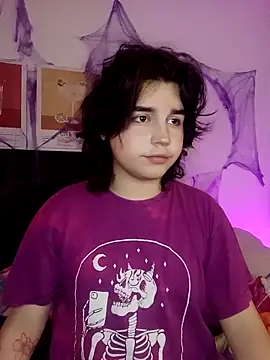 Snapshot of damienbeltmonth chatting on 11-04-25, 09:57 damienbeltmonth online show from 11-04-25, 09:57