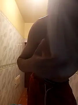 boy arabe 20 online show from 10-01-25, 03:00