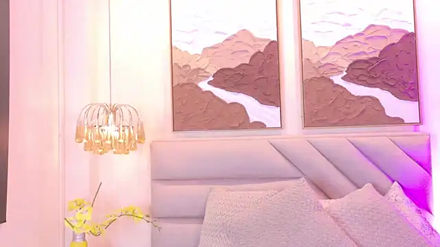 kendalFox  online show from 12-23-25, 02:44