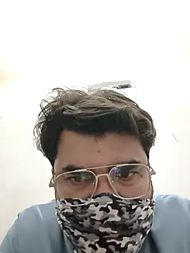 Snapshot of bigdick_lickingexpert08 chatting on 10-05-25, 05:47 bigdick lickingexpert08 online show from 10-05-25, 05:47