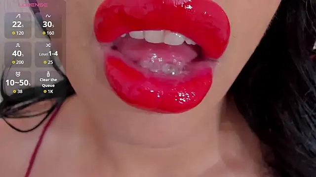 Snapshot of sweet_Elizabeth chatting on 05-16-26, 01:21 sweet Elizabeth online show from 05-16-26, 01:21