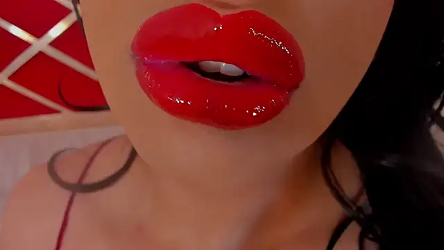 sweet Elizabeth online show from 07-13-26, 01:10