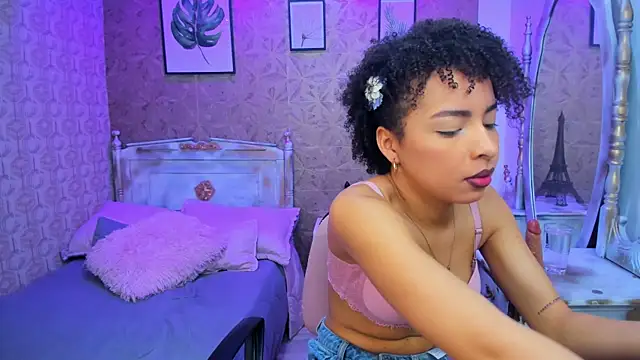 Lucia jane online show from 10-25-25, 07:36