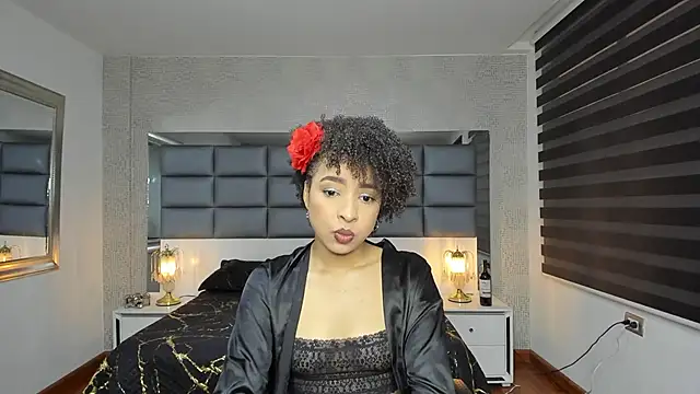 Lucia jane online show from 11-26-25, 07:47