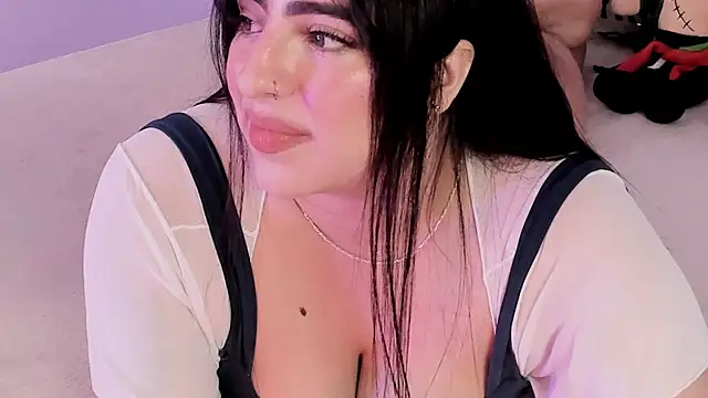 Snapshot of Camila_Matinez_ chatting on 11-10-25, 12:59 Camila Matinez online show from 11-10-25, 12:59