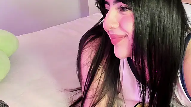 Camila Matinez  online show from 04-15-26, 01:22