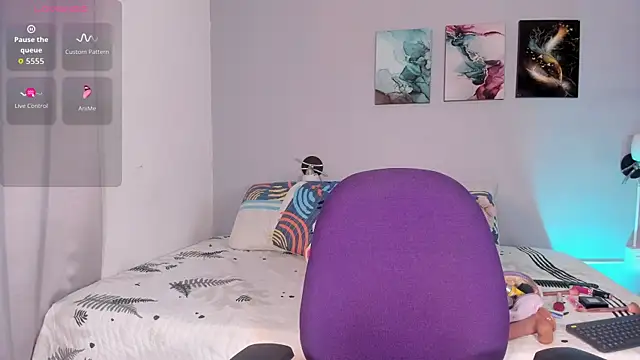 KimTayloor1 online show from 11-08-25, 01:25