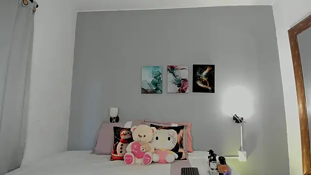 KimTayloor1 online show from 11-25-25, 07:58