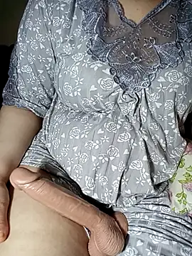 Aomtiz8 online show from 04-06-26, 01:12