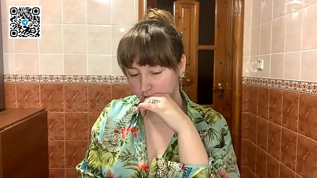 MaroonMoon  online show from 11-10-25, 08:47