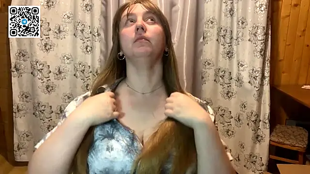 MaroonMoon  online show from 09-25-25, 08:04