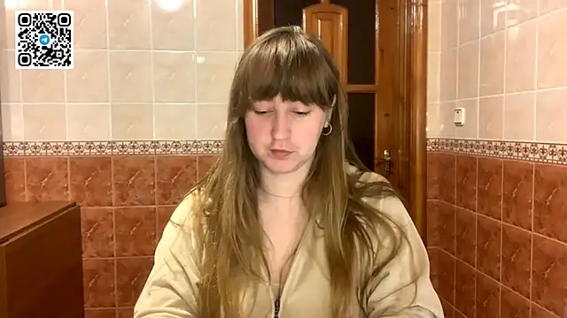 MaroonMoon  online show from 11-21-25, 08:52