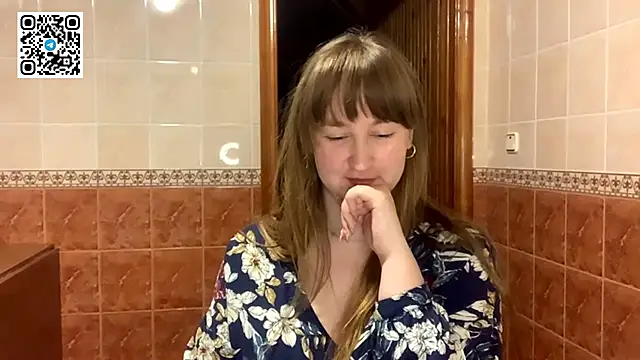 MaroonMoon  online show from 10-28-25, 08:30