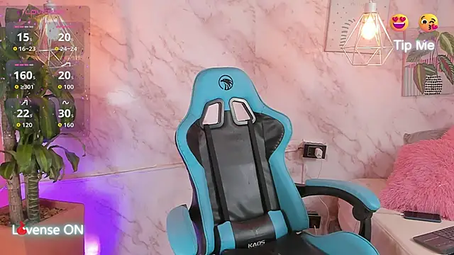 cristal herrera  online show from 10-09-25, 03:40