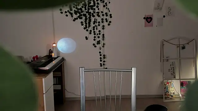 Snapshot of VesperaCeleste chatting on 03-01-26, 12:38 VesperaCeleste online show from 03-01-26, 12:38