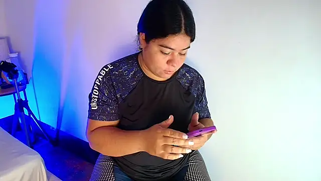 Snapshot of elizawiliamst chatting on 07-23-26, 12:02 elizawiliamst online show from 07-23-26, 12:02