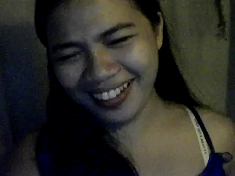 Snapshot of Zachariah_05 chatting on 10-25-25, 12:32 Zachariah 05 online show from 10-25-25, 12:32