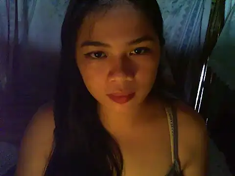 Snapshot of Zachariah_05 chatting on 10-11-25, 05:30 Zachariah 05 online show from 10-11-25, 05:30