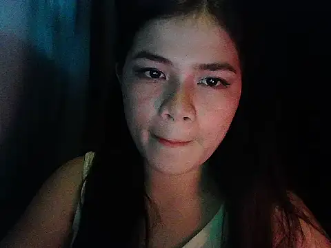 Snapshot of Zachariah_05 chatting on 03-12-26, 10:30 Zachariah 05 online show from 03-12-26, 10:30
