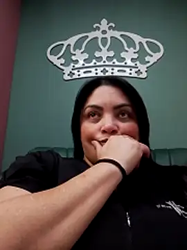 tiffany Johnson1 online show from 11-13-25, 07:29