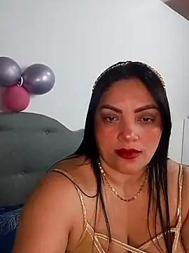 Snapshot of tiffany_Johnson1 chatting on 02-13-26, 12:32 tiffany Johnson1 online show from 02-13-26, 12:32