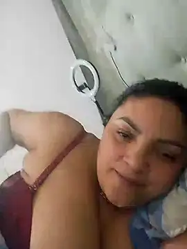 Snapshot of tiffany_Johnson1 chatting on 02-15-26, 01:50 tiffany Johnson1 online show from 02-15-26, 01:50