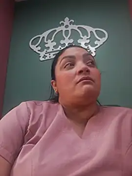 tiffany Johnson1 online show from 11-17-25, 04:11