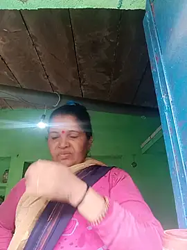 Snapshot of Manavi_x chatting on 06-18-26, 01:37 Manavi x online show from 06-18-26, 01:37