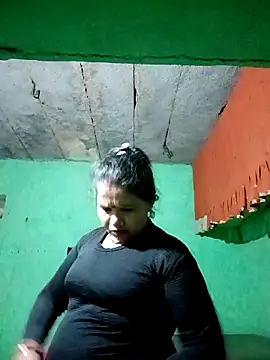 Manavi x online show from 02-24-26, 03:24