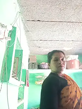 Snapshot of Manavi_x chatting on 06-19-26, 08:31 Manavi x online show from 06-19-26, 08:31