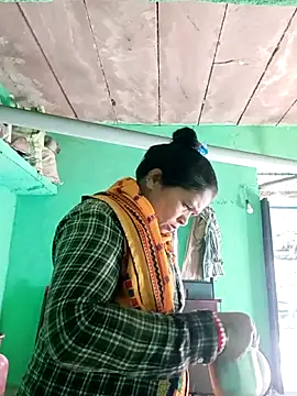 Manavi x online show from 04-04-26, 02:29