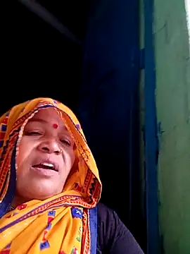 Manavi x online show from 04-05-26, 12:23