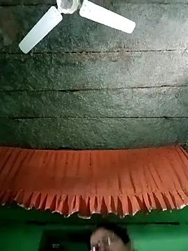 Manavi x online show from 04-12-26, 12:19