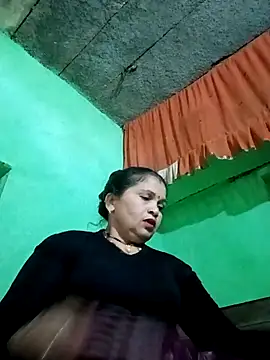 Manavi x online show from 02-06-26, 10:33