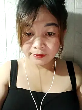 Lyly nuce online show from 09-28-25, 02:46