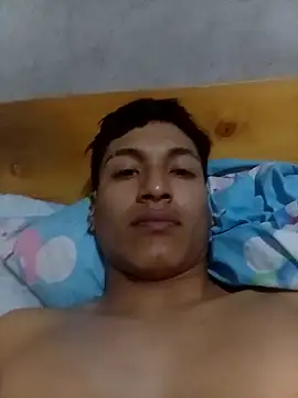 Bebicho14 online show from 09-23-25, 04:25