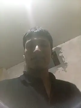 Bebicho14 online show from 10-19-25, 03:20