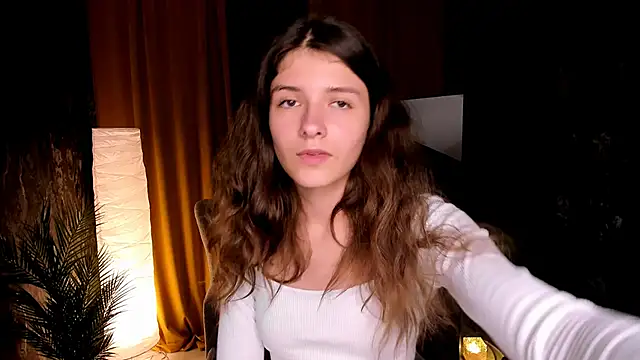 amy cute cat online show from 09-15-25, 09:21