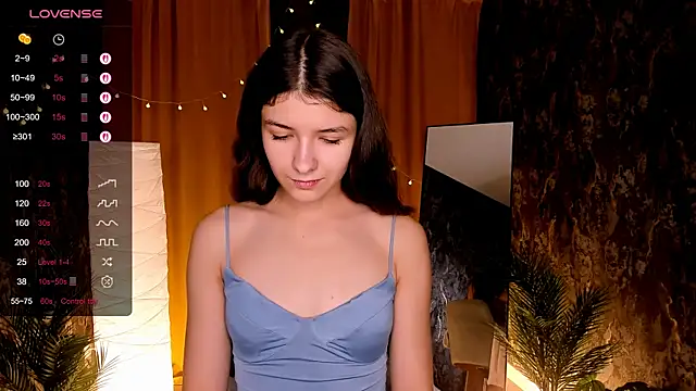amy cute cat online show from 10-18-25, 09:11