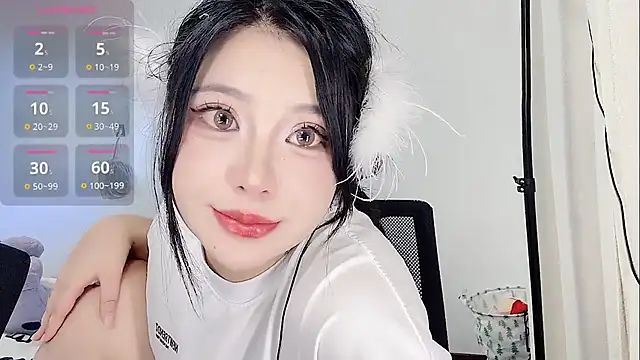 Snapshot of medusanamei chatting on 10-13-25, 01:02 medusanamei online show from 10-13-25, 01:02