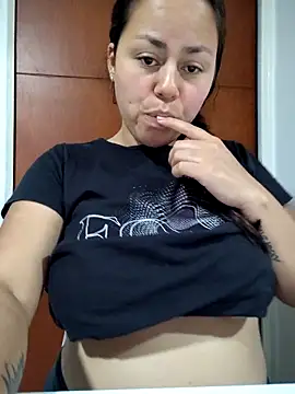 camila-titis online show from 03-15-26, 03:46