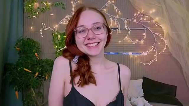 PollyVinice online show from 05-04-26, 03:48