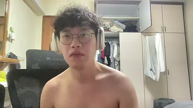 Passionatetwink2 online show from 02-12-26, 11:10