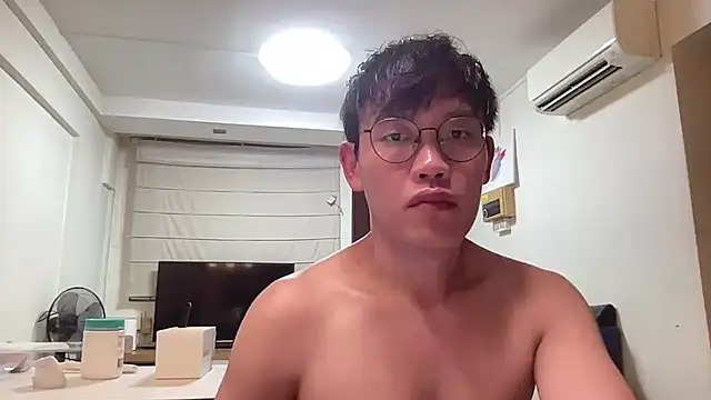 Passionatetwink2 online show from 07-21-26, 11:22