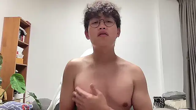 Passionatetwink2 online show from 10-28-25, 11:09