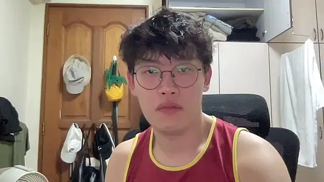 Passionatetwink2 online show from 02-02-26, 11:42