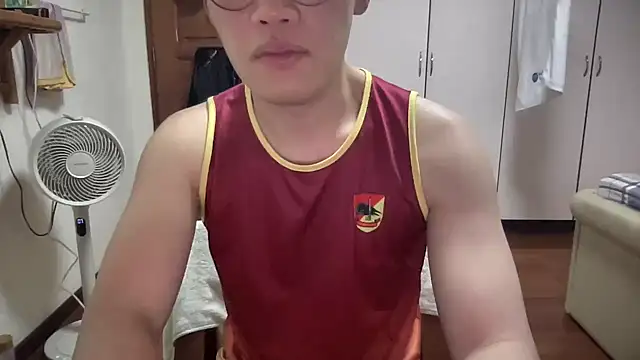 Passionatetwink2 online show from 09-13-25, 01:49